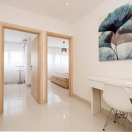 Apartment Urban Luxury *