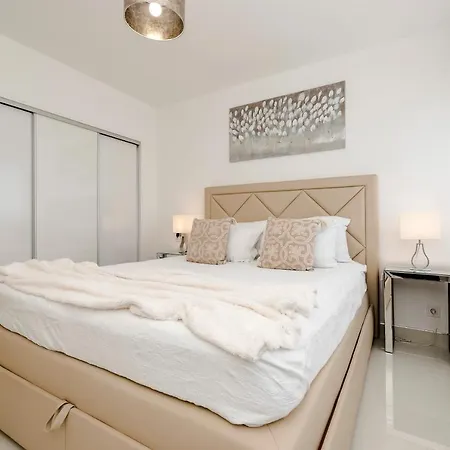 Urban Luxury Apartman